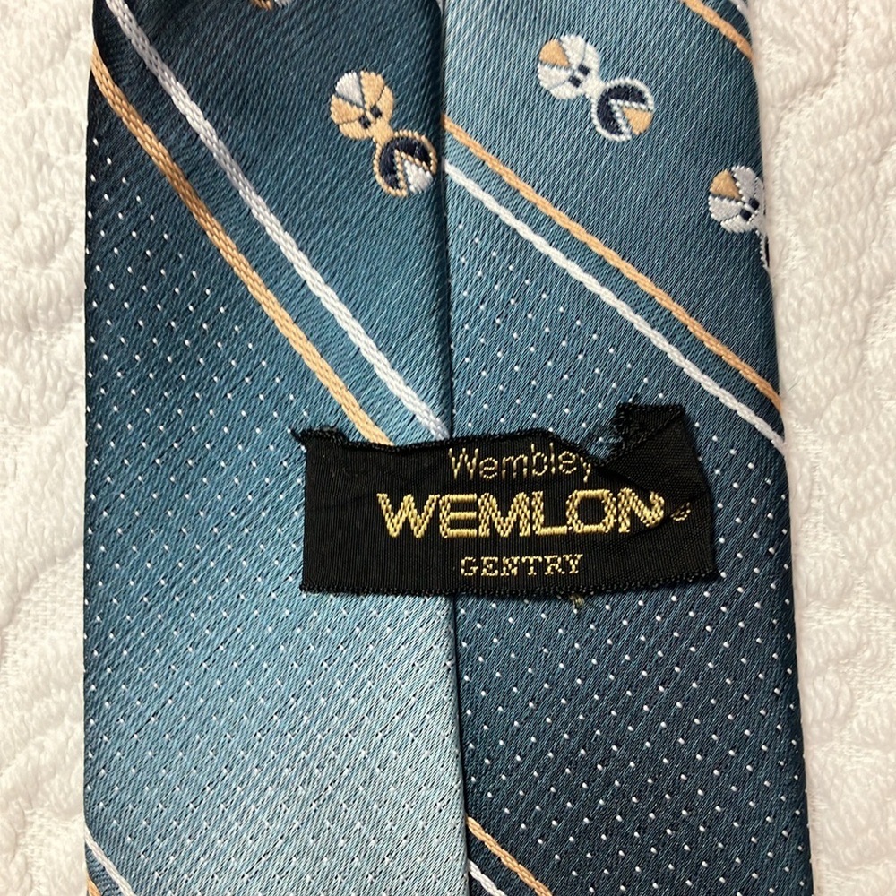Wembley “Wemlon” vintage polyester tie, diagonal ombre, blue, white & beige